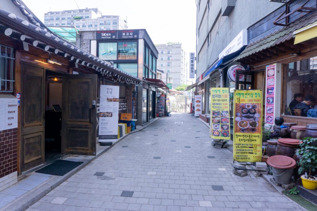 Korean Restaurants Alley in Insadong