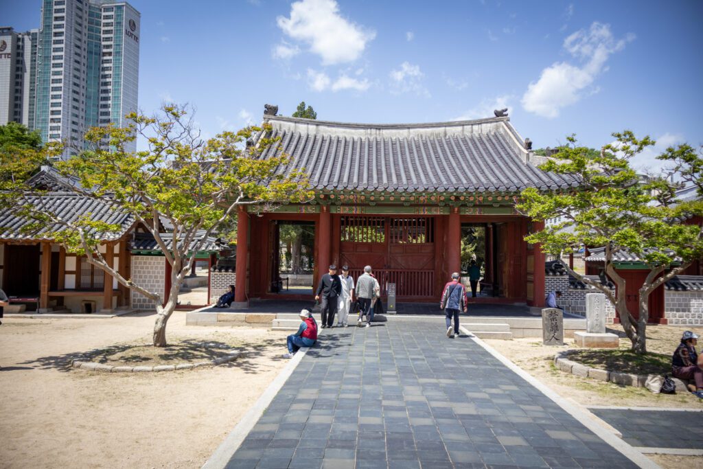 Dongmyo, the gate